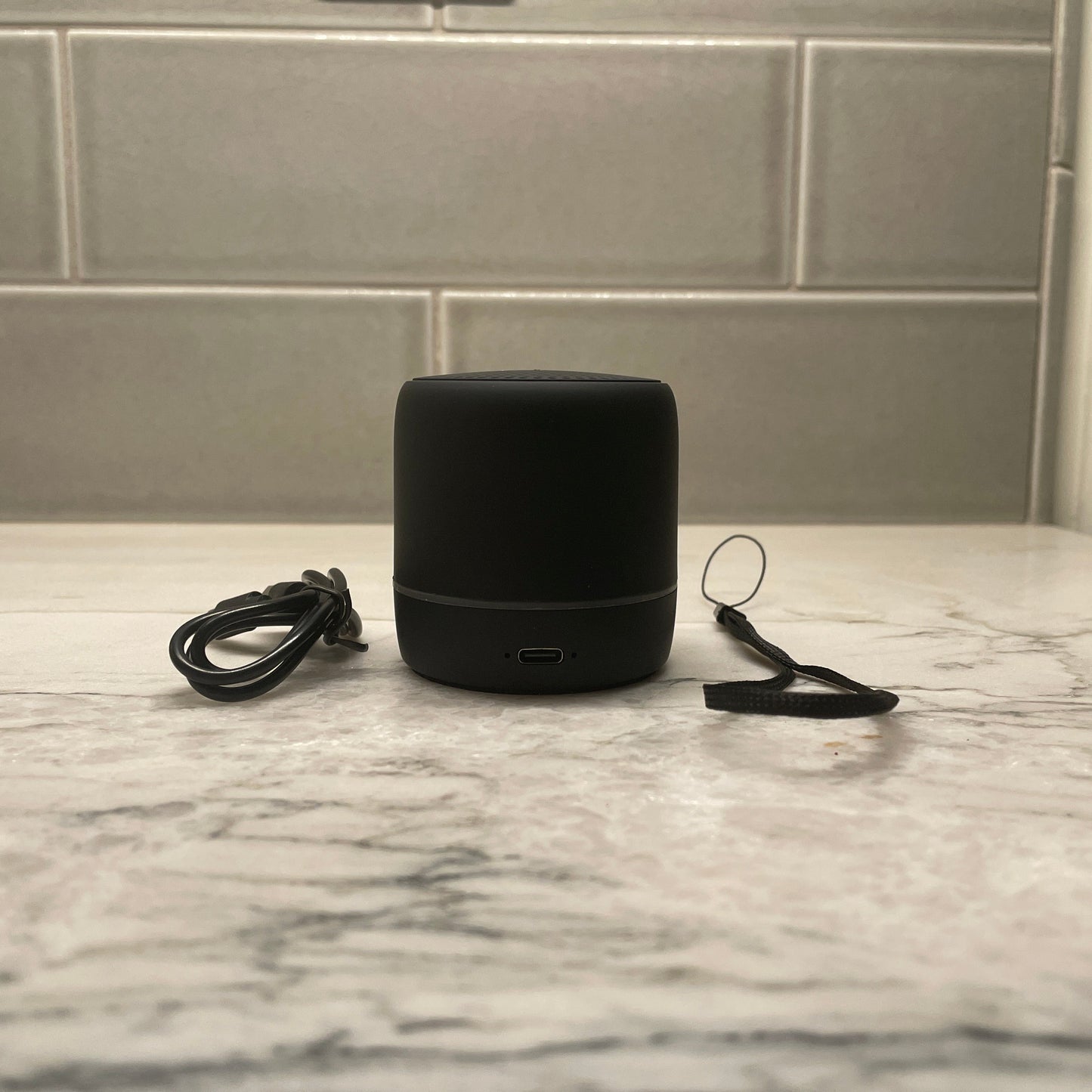 ProjectorNook™ EchoMini